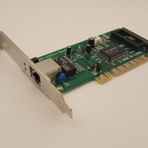 D-LINK DFE-530TX+ Rev D2 Fast Ethernet PCI 10/100 Mbps Adapter / NIC